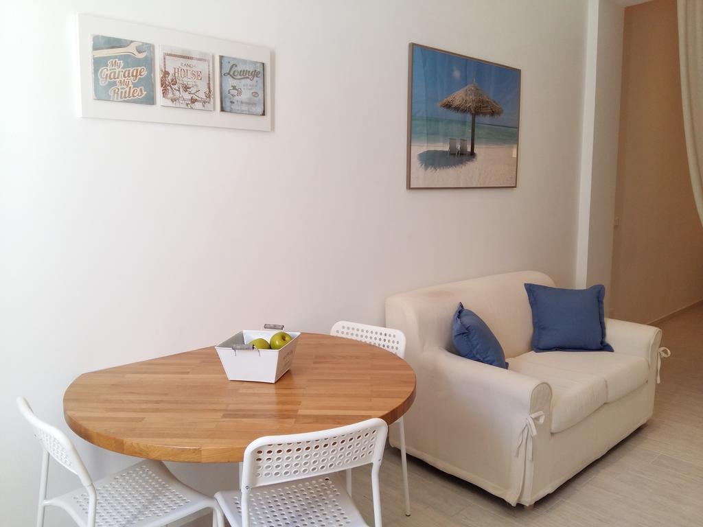 Appartamenti E Camere Silva Trapani Phòng bức ảnh